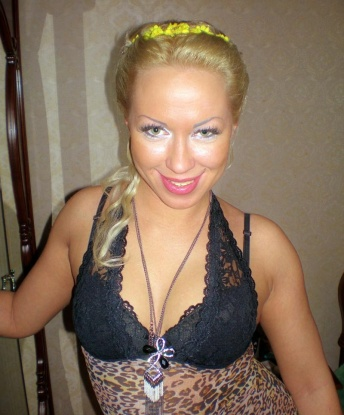 Полинка, 35